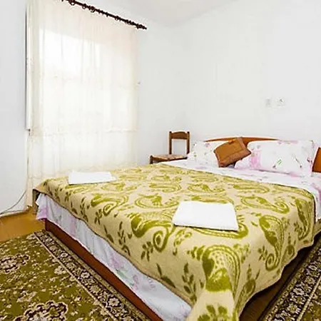 Guest house Kisic 2*